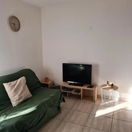 Apartment Superbe Avec Parking Gratuit Et Coin Exterieur Biguglia (Corsica)