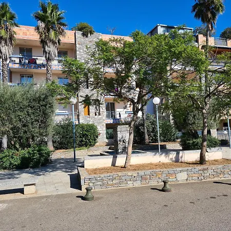 Apartment Superbe Avec Parking Gratuit Et Coin Exterieur Biguglia (Corsica)